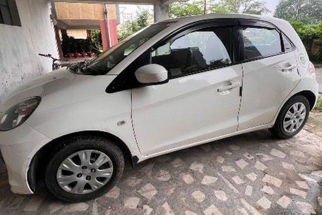 Second-hand 2013 Honda Brio S MT for sale in Dehradun
