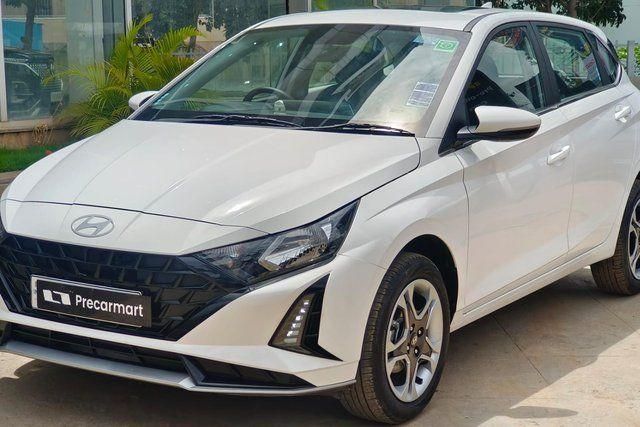 Second-hand 2026 Hyundai i20 Sportz Opt IVT for sale in Bangalore