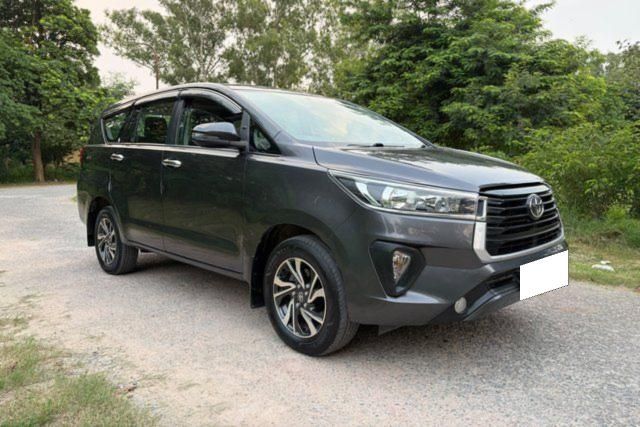 Toyota Innova Crysta 2.4 GX 7 STR AT Second-hand 2022 Toyota Innova Crysta 2.4 GX 7 STR AT for sale in New Delhi