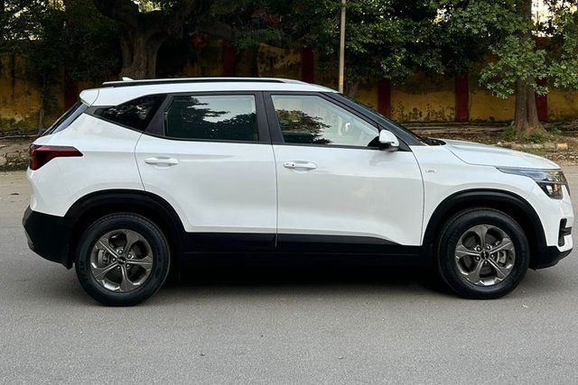 Kia Seltos HTK Plus G Second-hand 2022 Kia Seltos HTK Plus G for sale in New Delhi