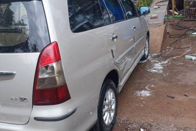 Second-hand 2012 Toyota Innova 2.5 G1 BSIV for sale in Raigad