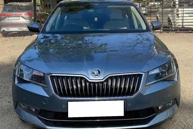 Second-hand 2016 Skoda Superb Elegance 1.8 TSI AT for sale in Nashik