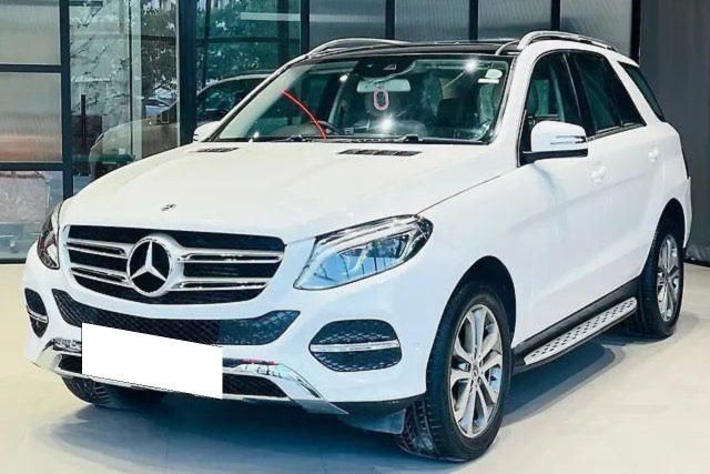 Mercedes-Benz GLE 250d Second-hand 2019 Mercedes-Benz GLE 250d for sale in Ahmedabad