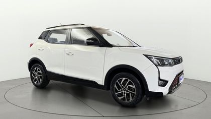 2022 Mahindra XUV300 W8 BSVI