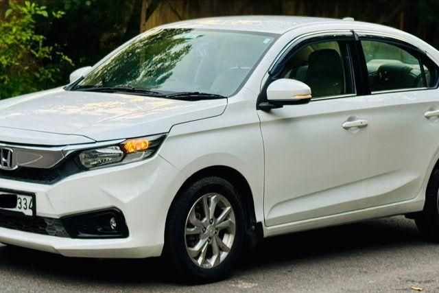 Second-hand 2018 Honda Amaze VX CVT i-VTEC for sale in New Delhi