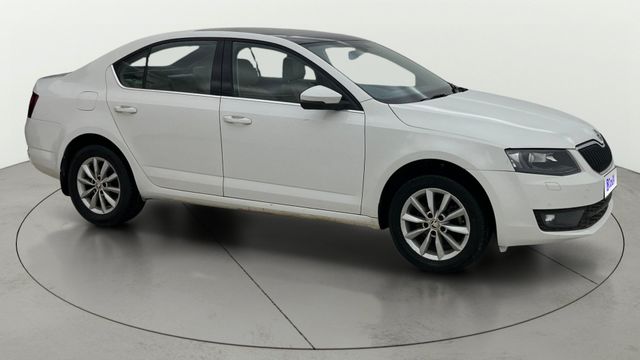 Second-hand 2014 Skoda Octavia Elegance 2.0 TDI AT for sale in Bangalore