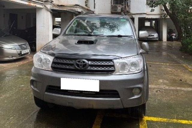 Second-hand 2011 Toyota Fortuner 3.0 Diesel for sale in Mumbai