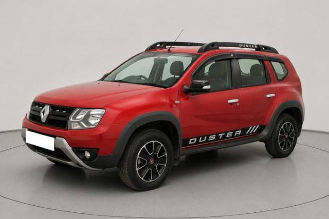Renault Duster Petrol RxE Second-hand 2017 Renault Duster Petrol RxE for sale in New Delhi