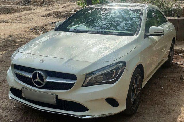 Second-hand 2017 Mercedes-Benz CLA 200 CDI Sport for sale in New Delhi