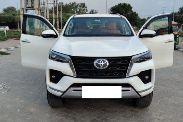 Toyota Fortuner 4X2 AT BSVI Second-hand 2022 Toyota Fortuner 4X2 AT BSVI for sale in Mohali