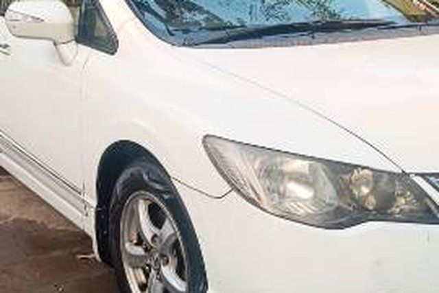 Second-hand 2011 Honda Civic 1.8 V MT for sale in Chandigarh
