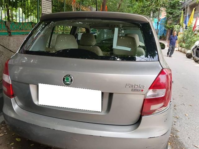 Skoda Fabia 1.2 MPI Elegance Second-hand 2012 Skoda Fabia 1.2 MPI Elegance for sale in New Delhi