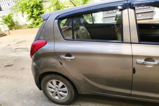 Second-hand 2014 Hyundai i20 Asta 1.2 for sale in Bangalore