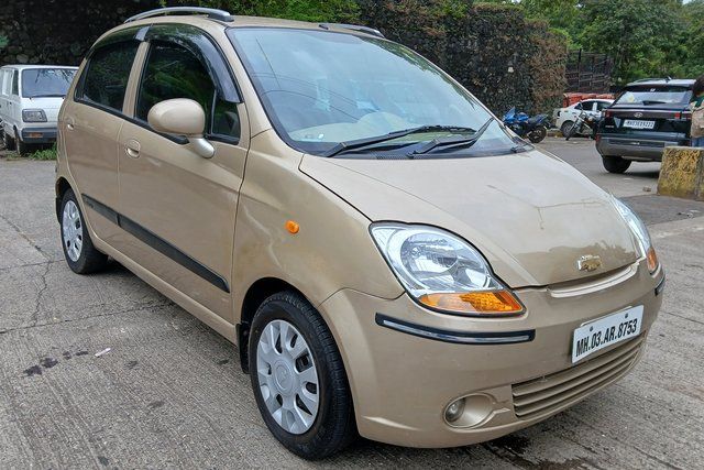 Chevrolet Spark 1.0 LT Second-hand 2009 Chevrolet Spark 1.0 LT for sale in Mumbai