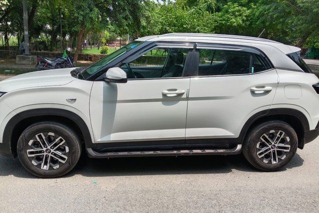 Hyundai Creta E Second-hand 2024 Hyundai Creta E for sale in New Delhi