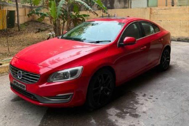 Second-hand 2018 Volvo S60 D4 Momentum BSIV for sale in Visakhapatnam