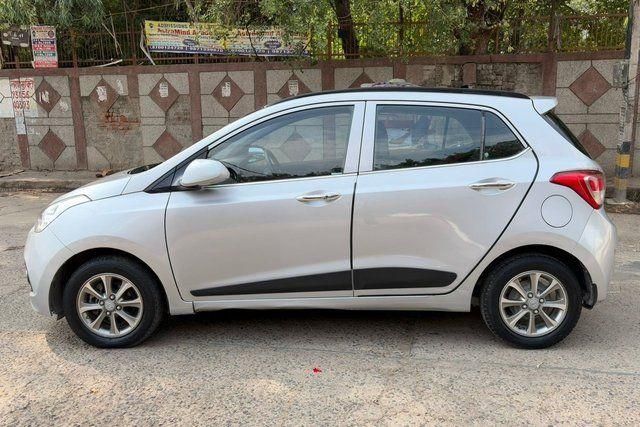 Second-hand 2016 Hyundai Grand i10 Asta Option AT for sale in New Delhi