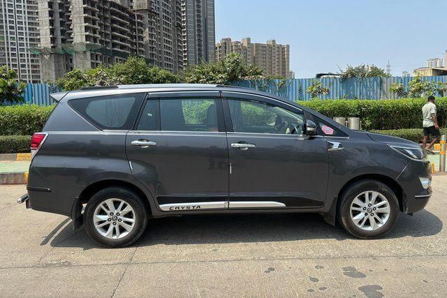 Second-hand 2016 Toyota Innova 2.5 G (Diesel) 7 Seater BS IV for sale in Thane