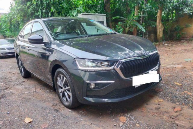 Second-hand 2022 Skoda Slavia 1.5 TSI Style AT BSVI for sale in Kolkata