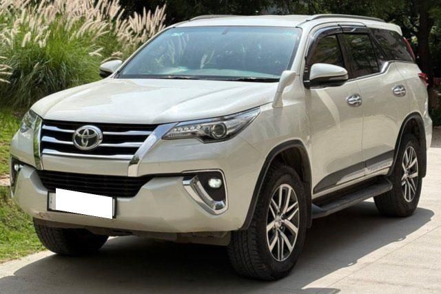 Second-hand 2018 Toyota Fortuner 2.8 4WD AT BSIV for sale in Hyderabad