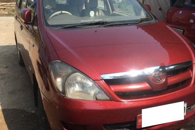 Toyota Innova 2.5 E Second-hand 2006 Toyota Innova 2.5 E for sale in Pune