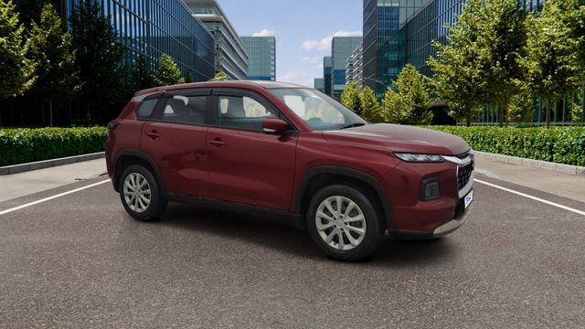 Second-hand 2024 Maruti Suzuki Grand Vitara Delta AT for sale in Pune