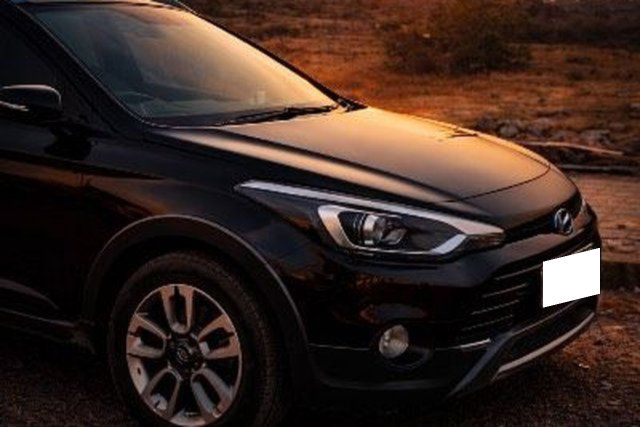 Hyundai i20 Active 1.2 S Second-hand 2015 Hyundai i20 Active 1.2 S for sale in Alandi