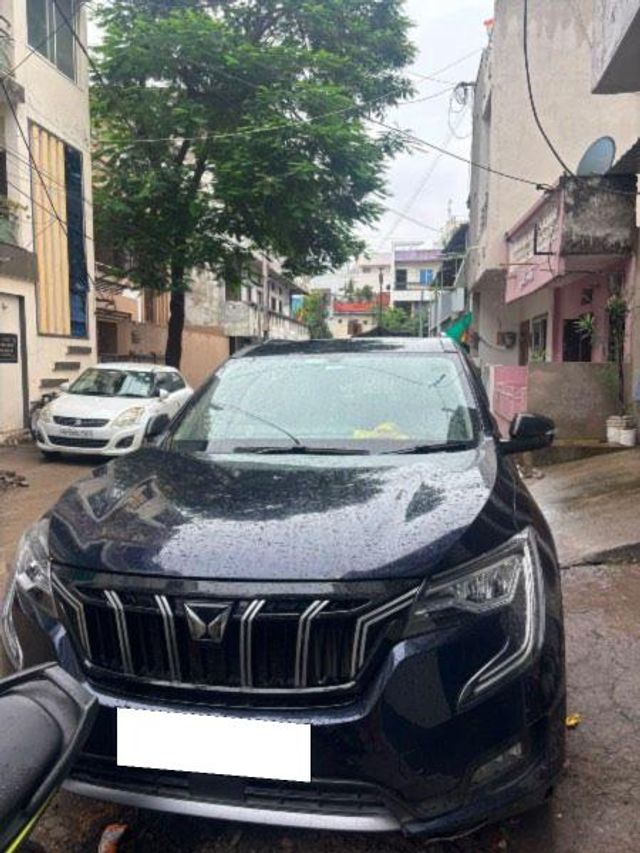 Mahindra XUV700 AX5 5Str Second-hand 2023 Mahindra XUV700 AX5 5Str for sale in Indore