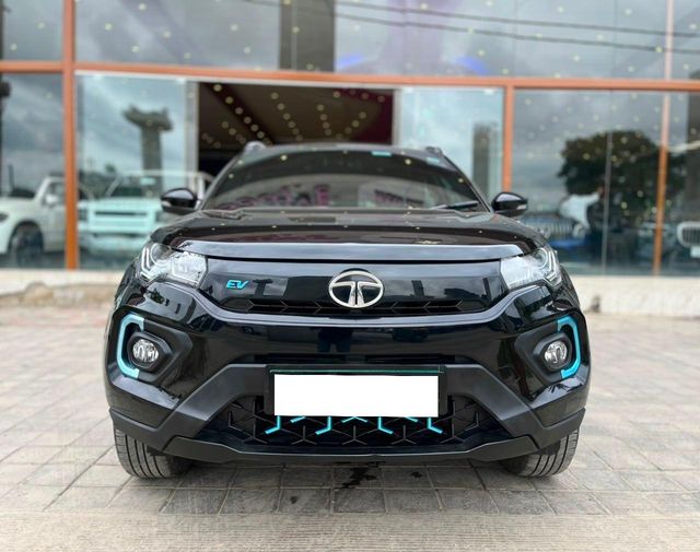 Second-hand 2022 Tata Nexon EV XZ Plus Dark Edition for sale in Bangalore