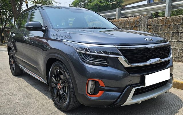 Kia Seltos Anniversary Edition IVT Second-hand 2021 Kia Seltos Anniversary Edition IVT for sale in Pune