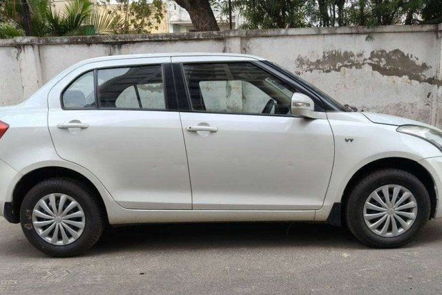 Maruti Suzuki Swift Dzire VXI Second-hand 2015 Maruti Suzuki Swift Dzire VXI for sale in Ahmedabad