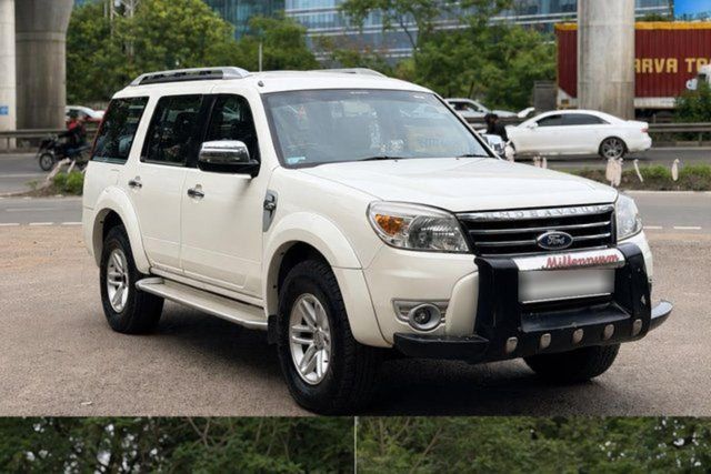 Second-hand 2013 Ford Endeavour 3.0L 4X2 AT for sale in Pune