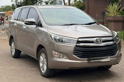 Used 2.5 G (Diesel) 7 Seater BS IV
