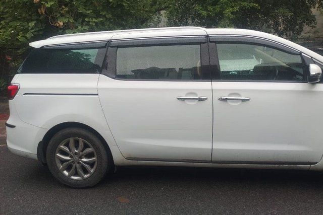 Kia Carnival Limousine Second-hand 2021 Kia Carnival Limousine for sale in Ghaziabad