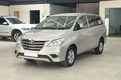 Used 2.5 G (Diesel) 7 Seater BS IV
