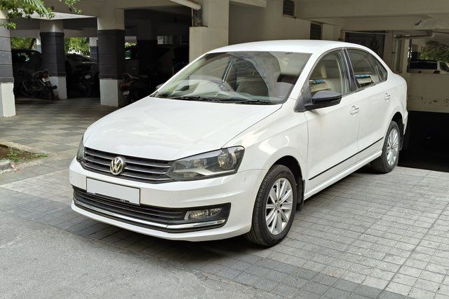 Second-hand 2016 Volkswagen Vento 1.5 TDI Highline AT for sale in Hyderabad