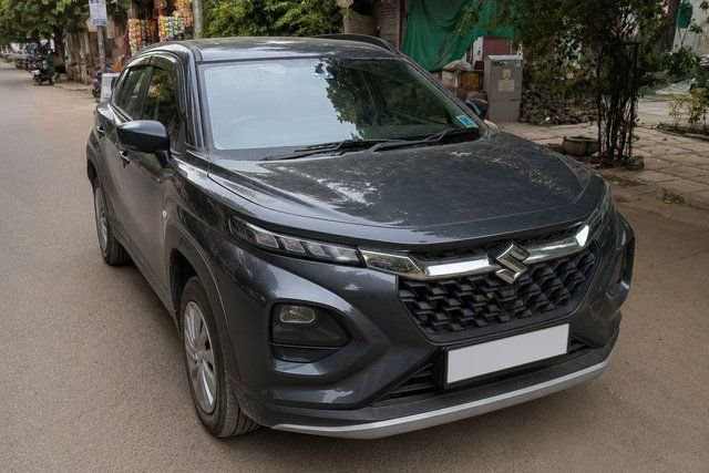 Maruti Suzuki FRONX Sigma Second-hand 2024 Maruti Suzuki FRONX Sigma for sale in Ahmedabad