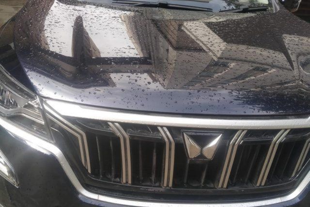 Mahindra XUV700 AX5 7 Str Diesel Second-hand 2025 Mahindra XUV700 AX5 7 Str Diesel for sale in Mumbai