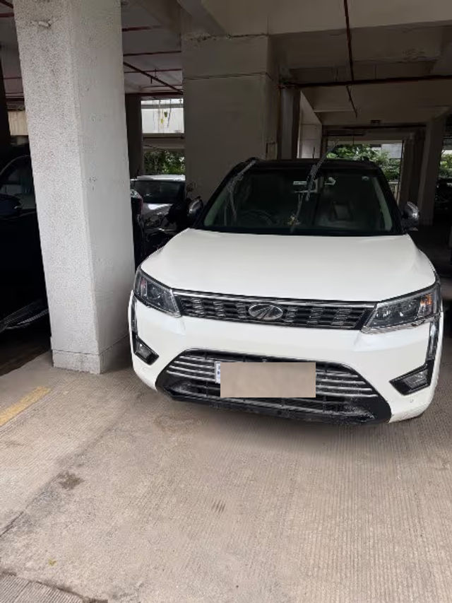 Mahindra XUV300 W8 Diesel BSVI Second-hand 2021 Mahindra XUV300 W8 Diesel BSVI for sale in Pune