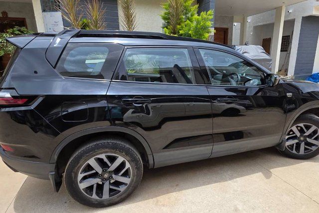 Second-hand 2022 Tata Safari XZA AT BSVI for sale in Bangalore