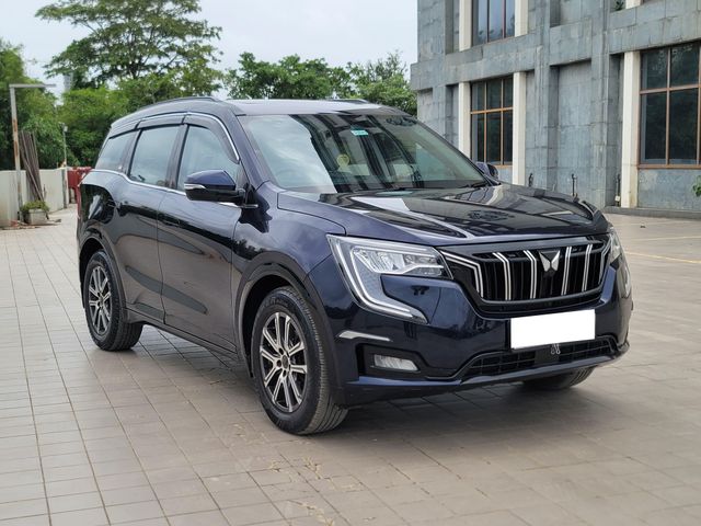 Second-hand 2023 Mahindra XUV700 AX7 7Str AT for sale in Mumbai