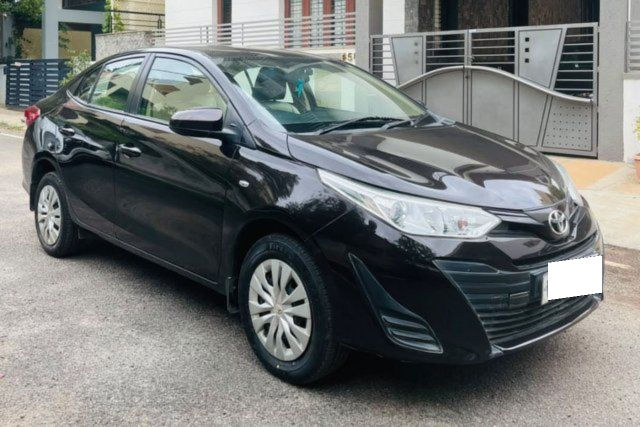 Second-hand 2018 Toyota Yaris J CVT BSIV for sale in Bangalore