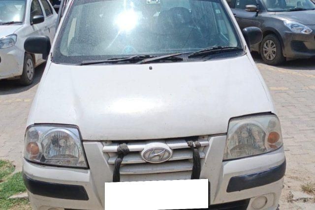 Second-hand 2013 Hyundai Santro Xing GL for sale in Noida
