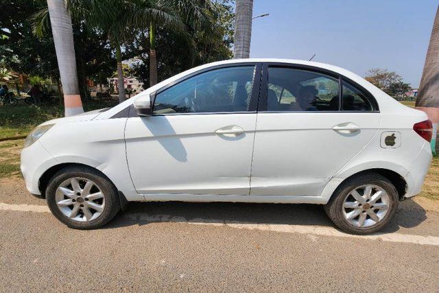 Tata Zest Revotron 1.2 XT Second-hand 2015 Tata Zest Revotron 1.2 XT for sale in Begusarai