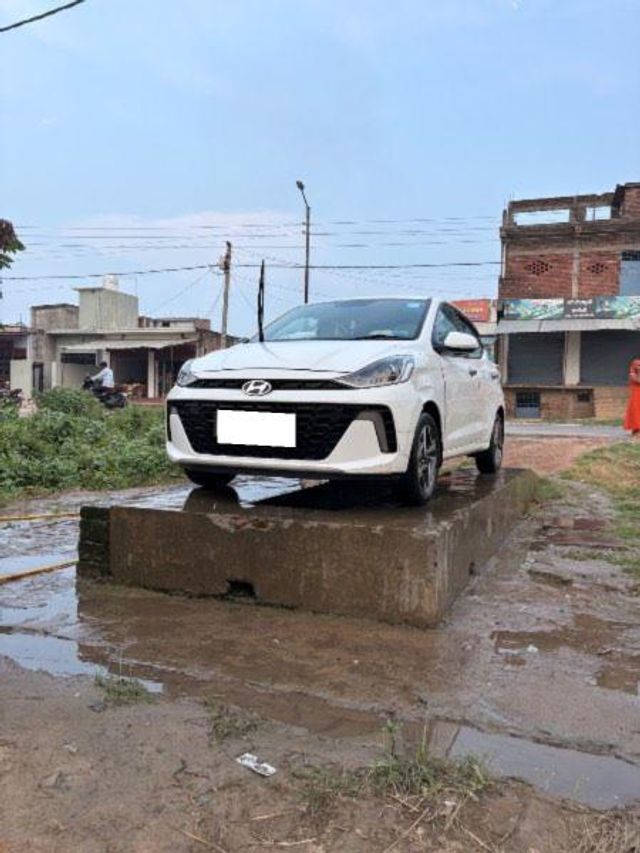 Hyundai Aura SX Option Second-hand 2023 Hyundai Aura SX Option for sale in Gorakhpur