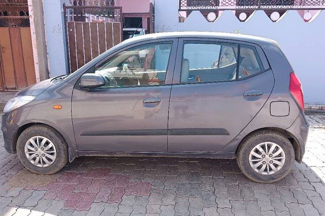 Hyundai i10 Sportz 1.1L Second-hand 2017 Hyundai i10 Sportz 1.1L for sale in Kanpur