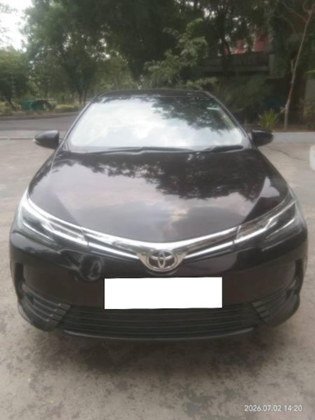 Toyota Corolla Altis VL AT Second-hand 2017 Toyota Corolla Altis VL AT for sale in Ahmedabad