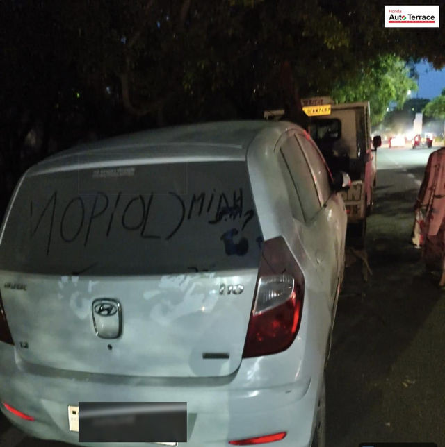 Second-hand 2011 Hyundai i10 Magna 1.2 for sale in New Delhi