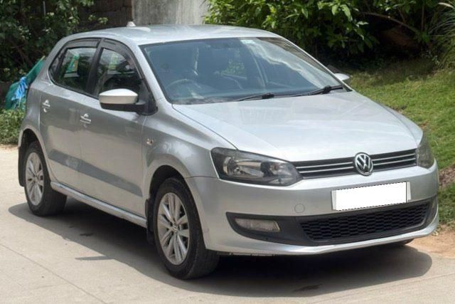 Volkswagen Polo Diesel Highline 1.2L Second-hand 2013 Volkswagen Polo Diesel Highline 1.2L for sale in Hyderabad