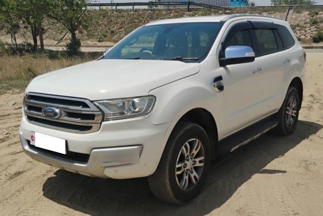 Ford Endeavour 3.2 Titanium AT 4X4 Second-hand 2017 Ford Endeavour 3.2 Titanium AT 4X4 for sale in Agra